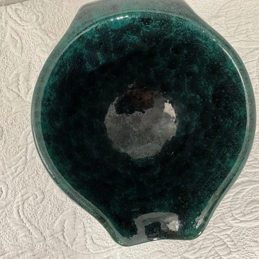 Bennington Potters Vermont 1880 Green Glazed Pottery Mixing‎ Bowl Spout Handle